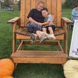 Meet your Posher, Kim